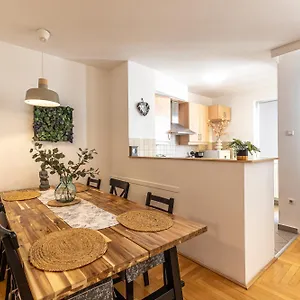 Gozsdu White Raven Residence 305 Appartamento
